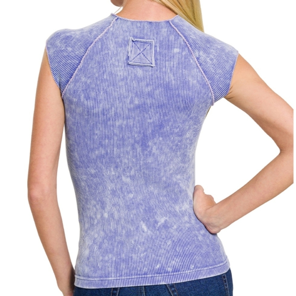 104 NWT Zenana Outfitters Blue Stone Washed Ribbed Seamlessm Top Sm/Md...Lg/XL - Picture 4 of 10